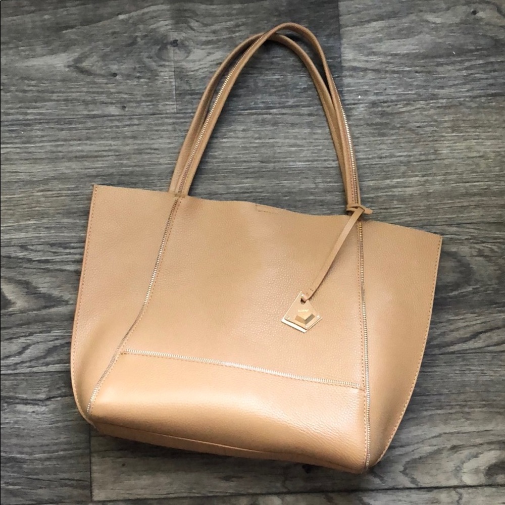Botkier Soho Large Tote 👜